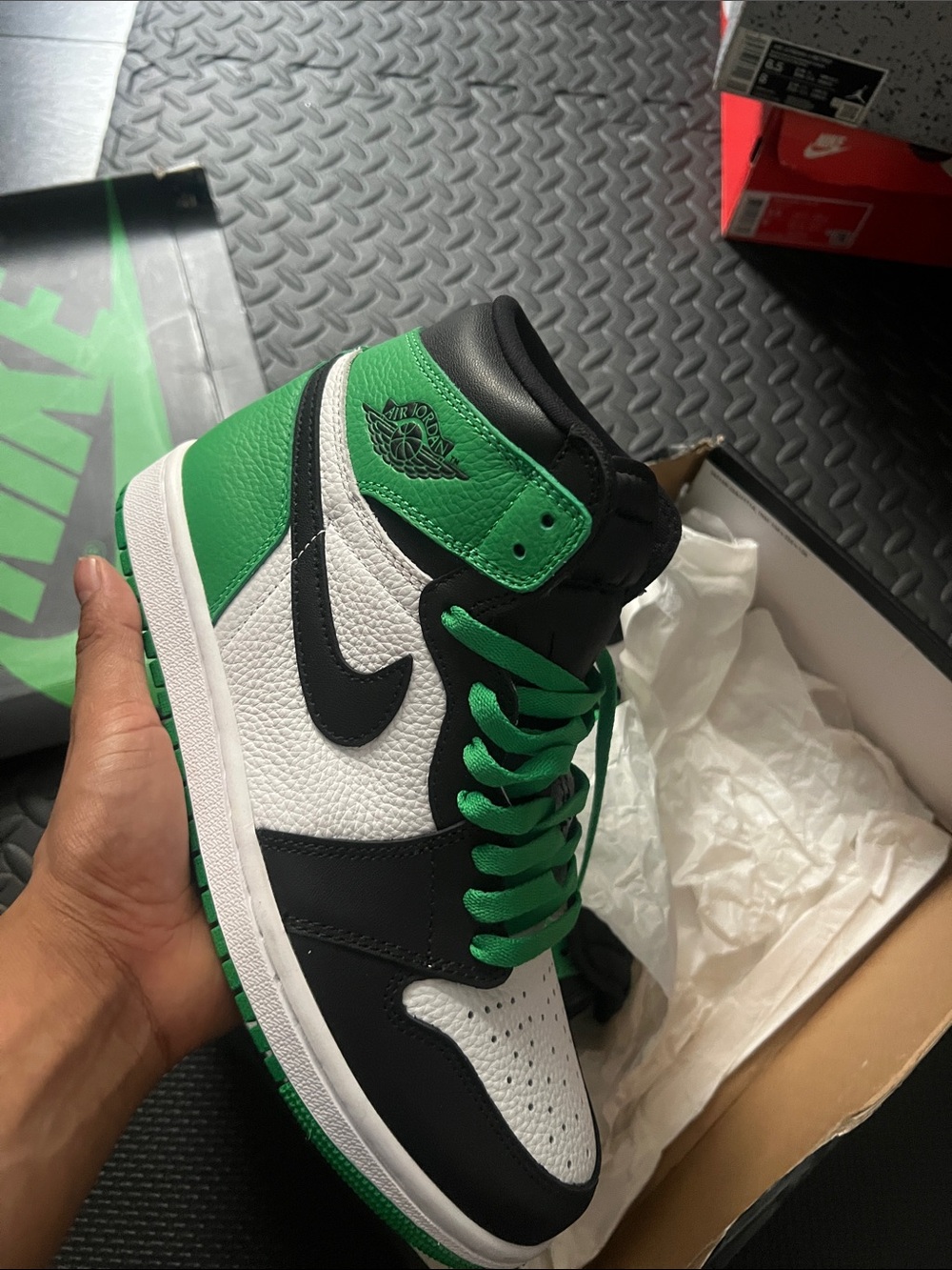 Nike Air Jordan 1 Mid – White/Black/Green Men's Sneaker